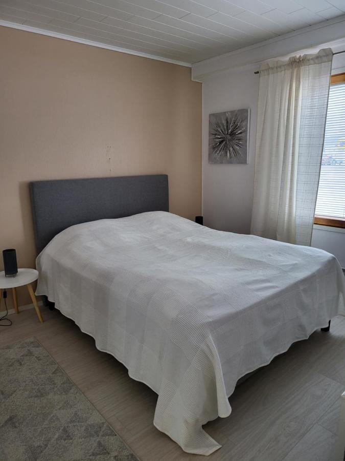 Rivitalo-Asunto Kausalassa Appartement Iitti Buitenkant foto